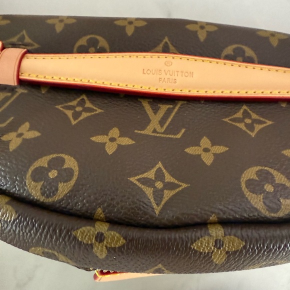 Brown flower Monogram Women's crossbody bag - Picture 10 of 12